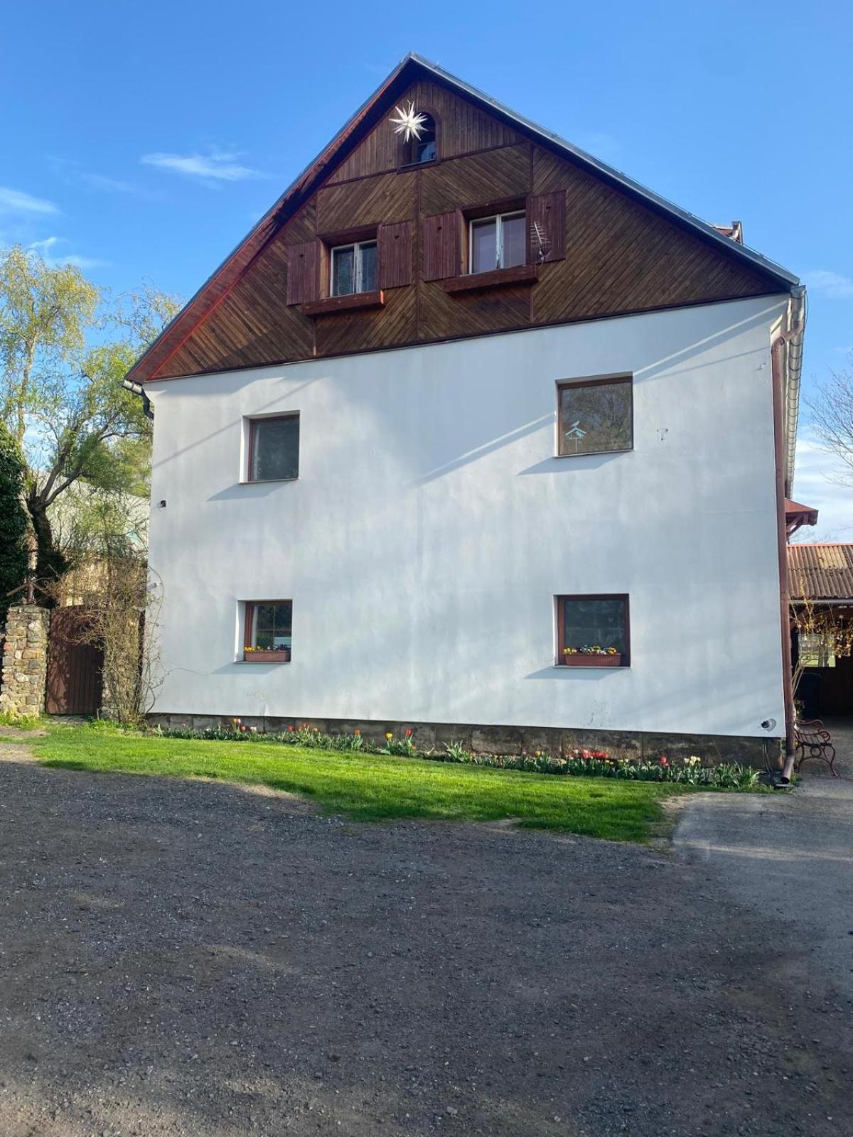 Apartmany Dolni Vitkov Chrastava Luaran gambar